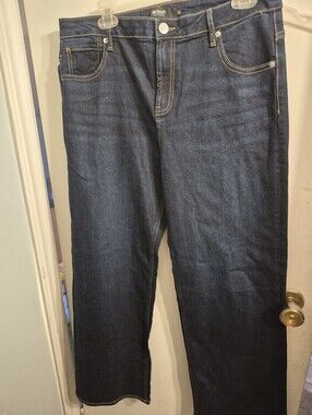 Hudson Jeans Women’s Dark Indigo Straight Leg Jeans